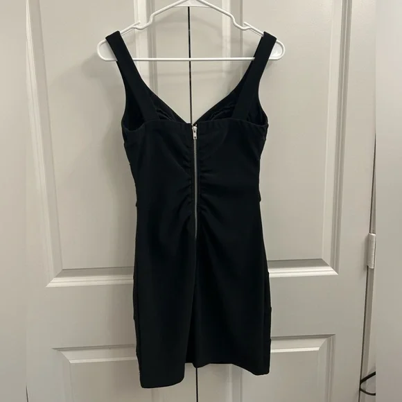 Emerald Sundae black dress - Picture 2 of 3